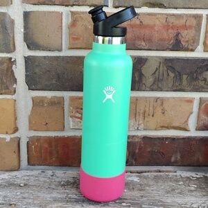 Hydro Flask 24 oz Aque With Pink Silicone Sleeve Pop Up Cap